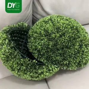 2 PCS 16.2 Inch Boxwood Balls ,4 Layers Artificial Plant Topiary Ball, UV Resistant Artificial Topiary Ball for Outdoor/Indoor, Front Porch, Wedding, Christmas Décor